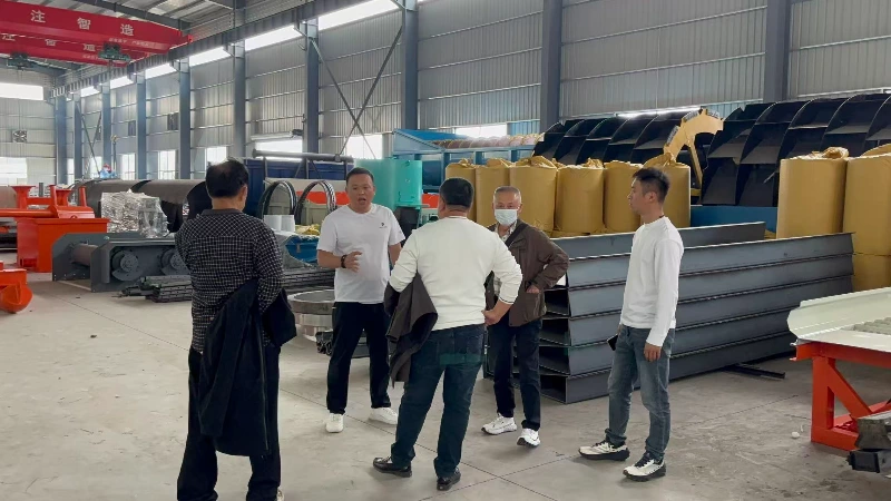 Khách hàng Đông Nam Á mua lại thiết bị rửa vàng phù sa